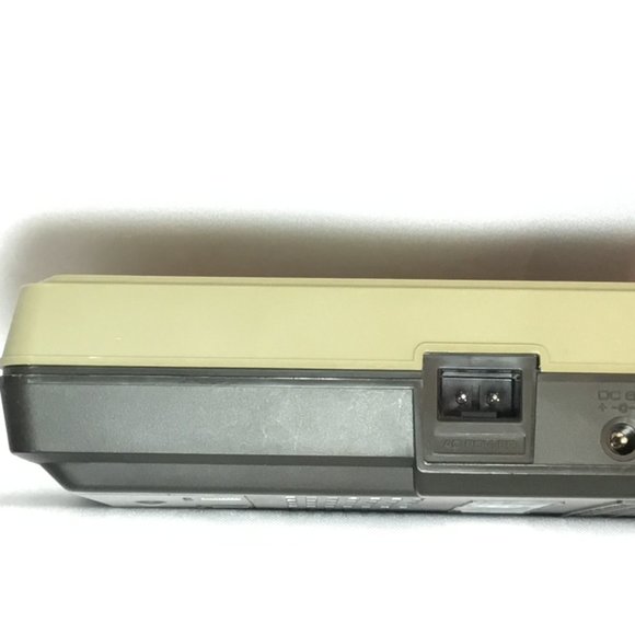 Realistic CTR-72 AC/Battery Cassette Recorder Vintage-**Watch The Video** Works! - Picture 7 of 15